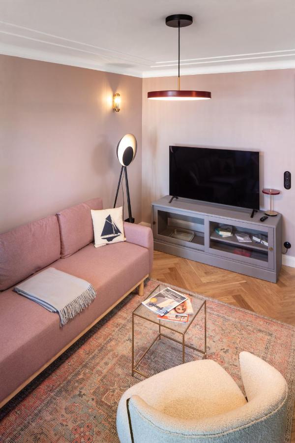 Kapitaenshaus In Wasserlage! Traumapartments Warnemuende 로스토크 외부 사진